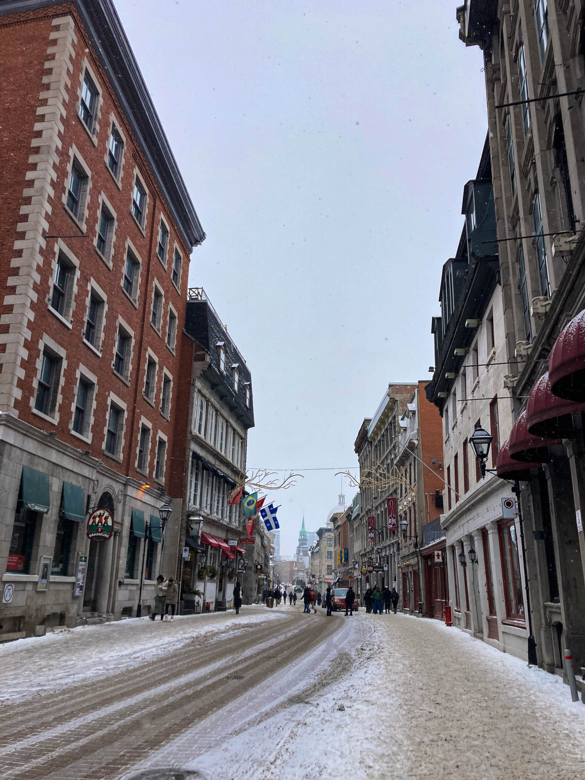 Rue principal du Vieux-Montréal