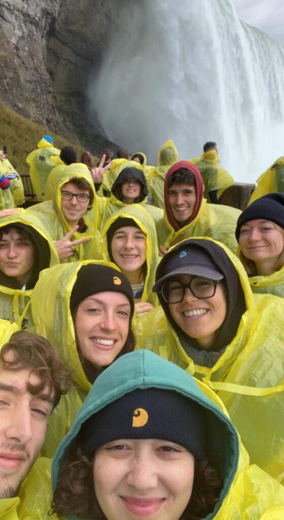 Journey Behind the Falls Chutes du Niagara Canada