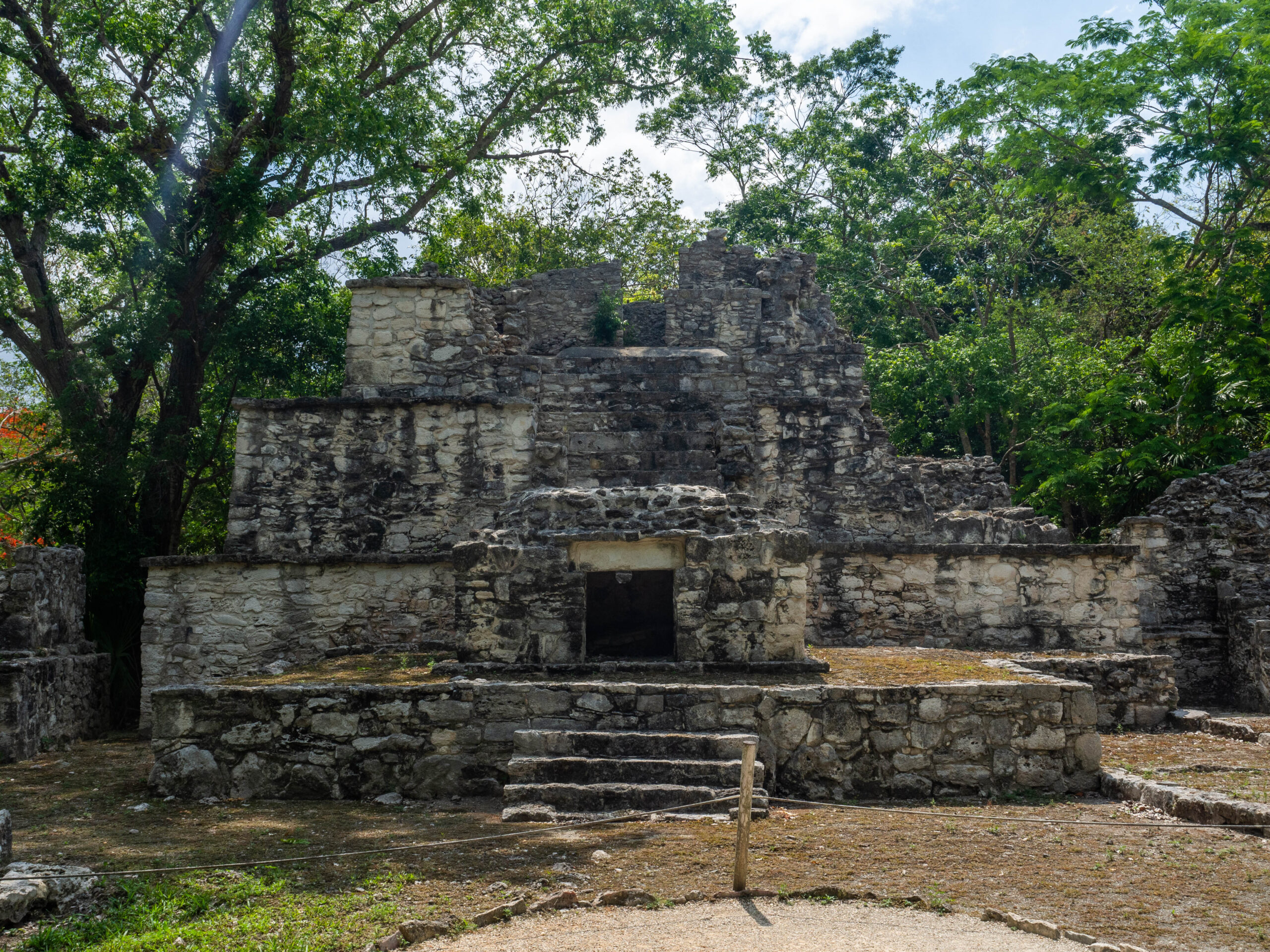 Ruines de Muyil au Mexique